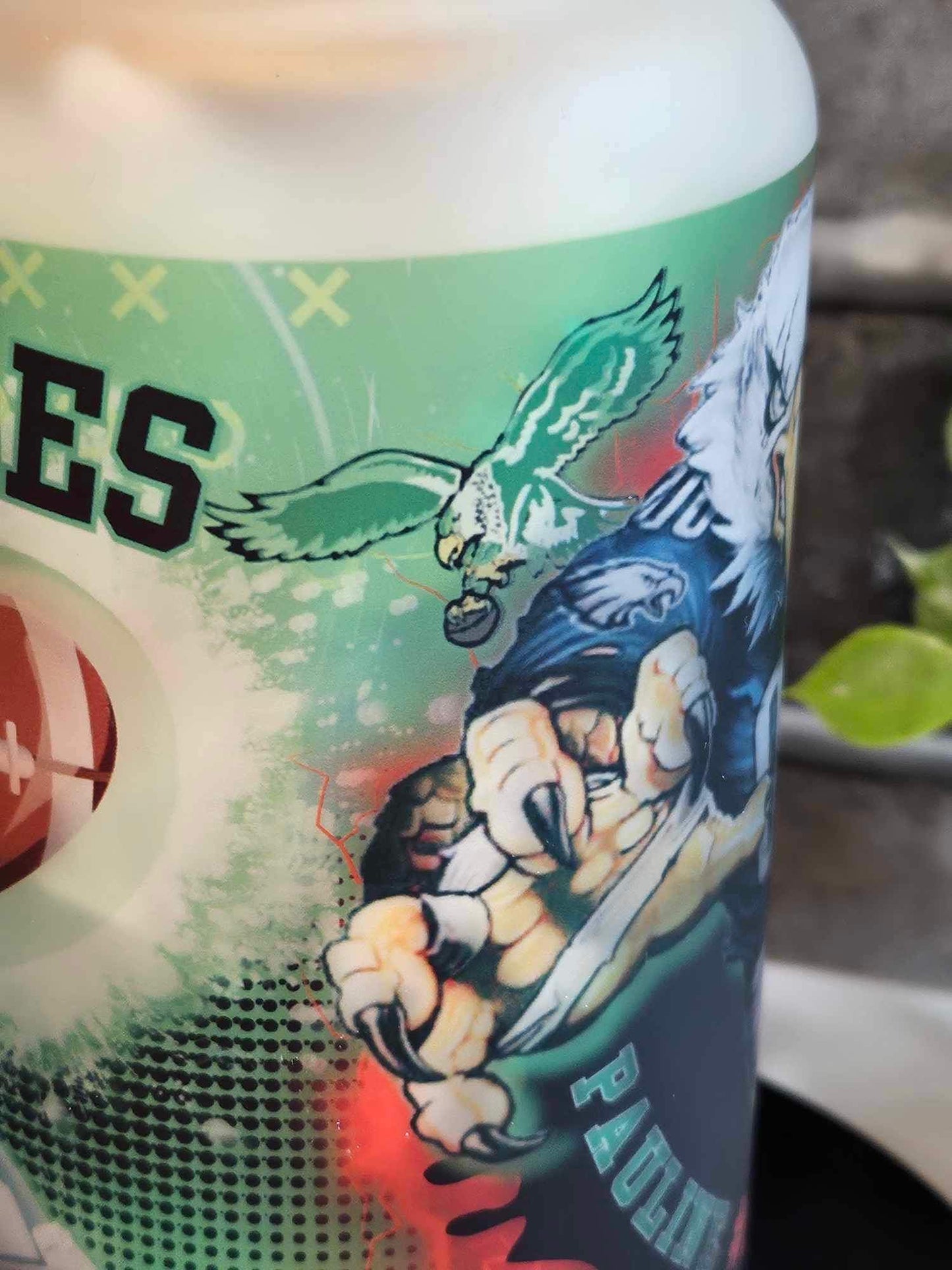 EAGLES GLASS TUMBLER (18oz) w/ Glass straw (Personalized)