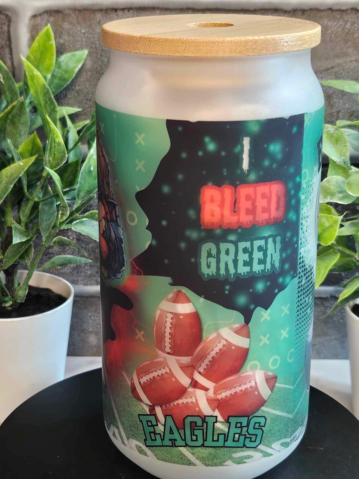 EAGLES GLASS TUMBLER (18oz) w/ Glass straw (Personalized)