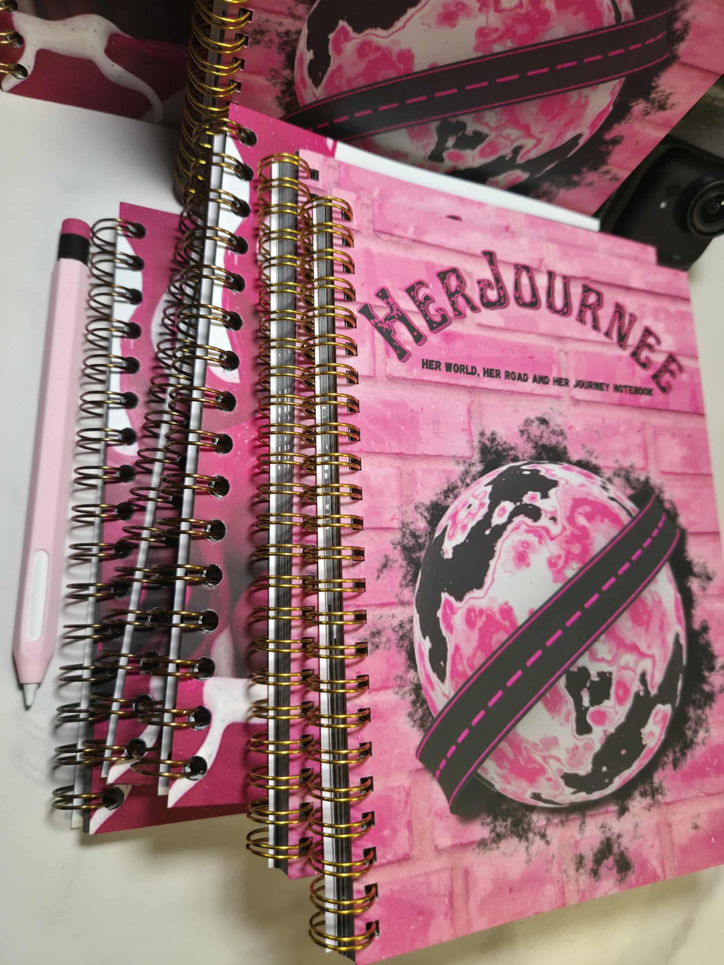 HERJOURNEE TO FIND HERSELF (5.8 X 8.3)